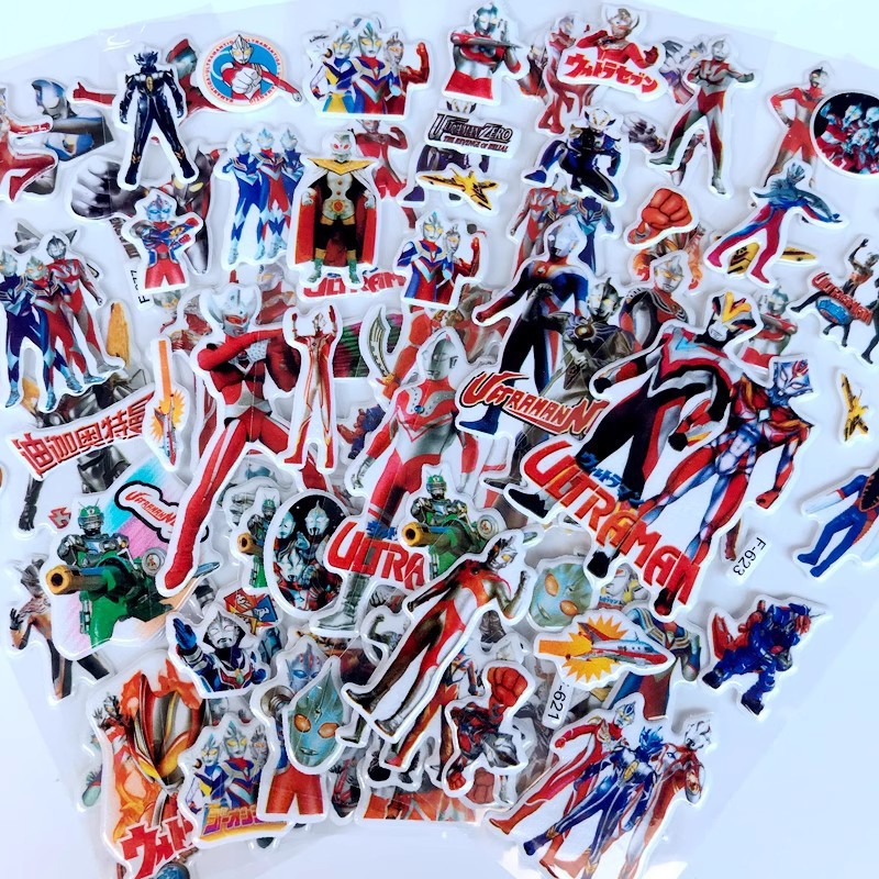 10枚入り ウルトラマン 3D バブルステッカー - アニメ - Good Laptop Accessories のレビューと価格