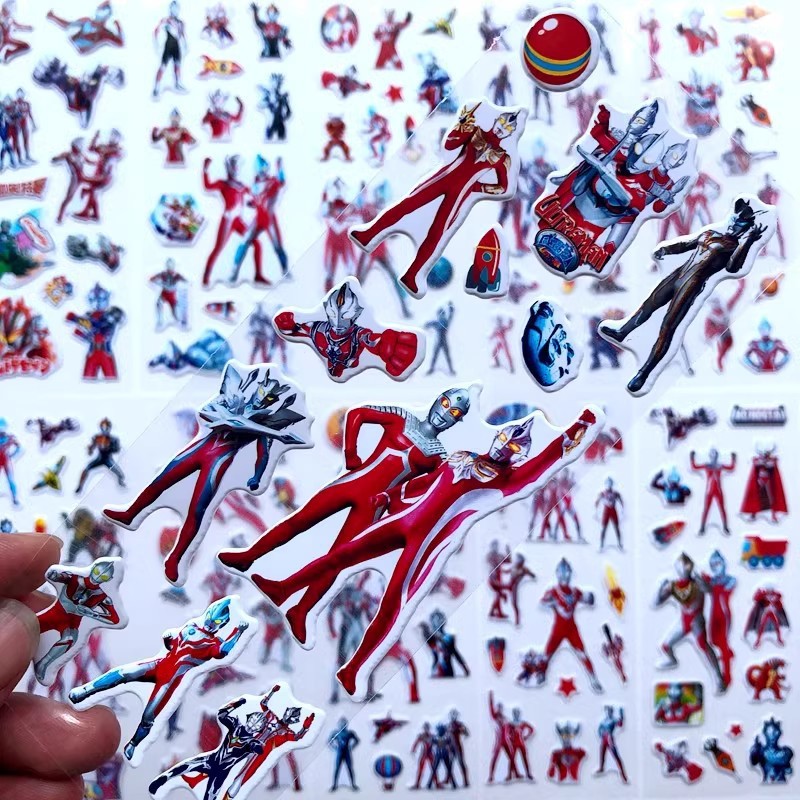 10枚入り ウルトラマン 3D バブルステッカー - アニメ - Good Laptop Accessories のレビューと価格